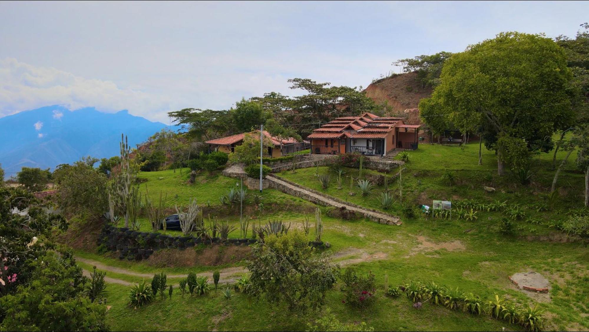 Aratoca Cabanas Canon Del Chicamocha מראה חיצוני תמונה